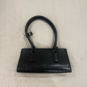 Source Unknown black shoulder bag